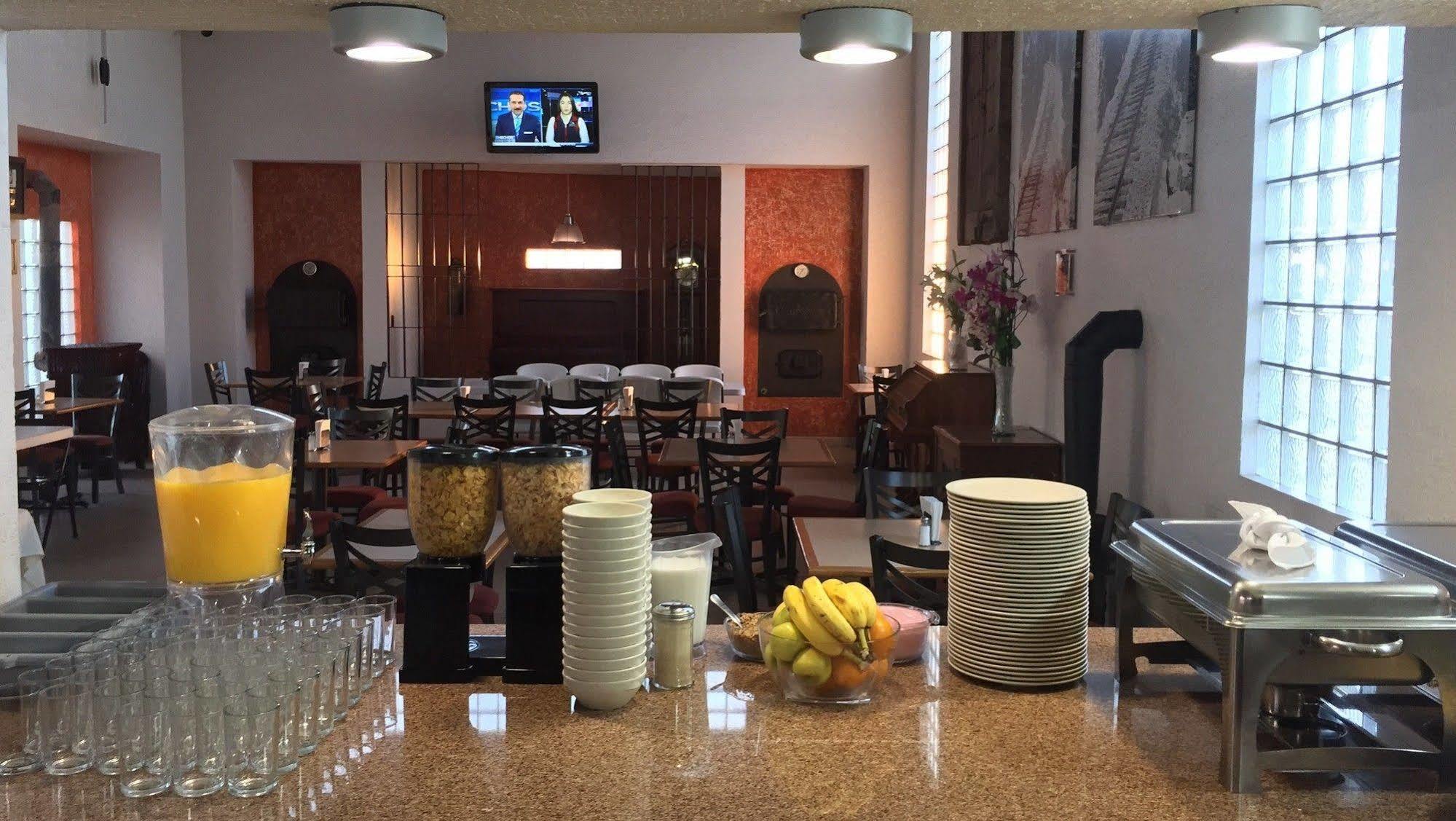 State Inn ชิฮวาฮวา ภายนอก รูปภาพ